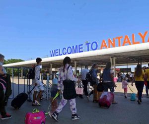 Antalya turizmde 2023’e hızlı giriş yaptı: Geçen yıla yüzde 61,5 fark