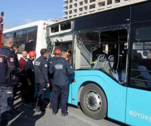 Kayseri’de Halk Otobüsleri çarpıştı, can pazarı yaşandı: 29 Yaralı