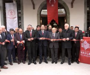 Tarihi Çarşı Camisi ibadete açıldı