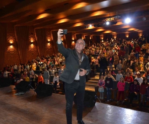 Gemlik Belediyesi’nden çocuklara karne hediyesi