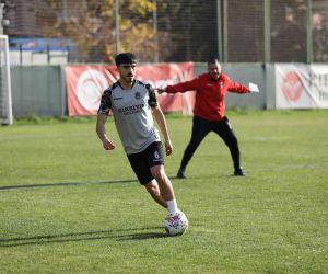 Alanyaspor, Beşiktaş maçına çift idmanla hazırlanıyor