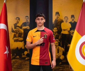 Galatasaray, genç futbolcu Emirhan Kayar ile sözleşme imzaladı