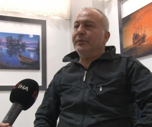 Bülent Ecevit’e yazar kasa atan esnaf: “Yine olsa yine yaparım”