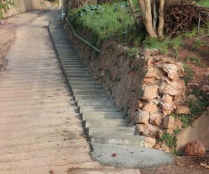 Serdar Mahallesi’ne iki yeni merdiven