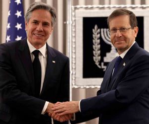 İsrail Cumhurbaşkanı Herzog, ABD Dışişleri Bakanı Blinken ile bir araya geldi