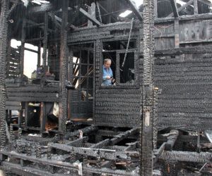 Alevlere teslim olan ahşap evin kundaklandığı iddiası
