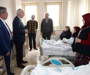 Başkan Kamil Saraçoğlu’ndan hasta ziyareti