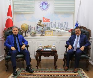 Çakır ve Gürkan, Battalgazi’nin yatırım ve projelerini değerlendirildi