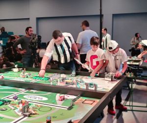 Beyaz Kule Okulları Robotik Turnuvasında 2. oldu