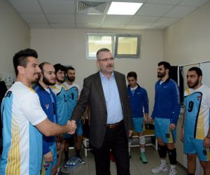 Karacabey Belediyespor voleybolda 2. Lig’e yükseldi