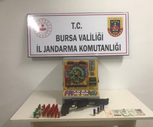 Yeniceköy’de kumar baskını