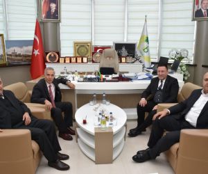Gazeteci yazar Yavuz Donat’tan Başkan Beyoğlu’na ziyaret