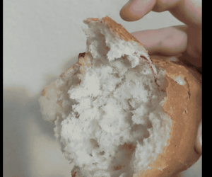 İnegöl'de ekmeğin içinden bakın ne çıktı!