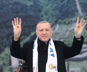 Cumhurbaşkanı Erdoğan: “Ülkemizin 14 Mayıs’ta gideceği seçimlerde küresel güçleri arkasına alarak tek parti faşizmini hortlatmak isteyen zihniyete karşı yeni bir meydan okumaya hazırlanıyoruz”