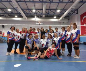 Köyceğiz kadın voleybol takımları Cumhuriyet Kupası’na hazırlanıyor