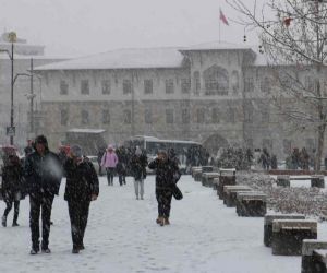 Sivas’ta yoğun kar yağışı