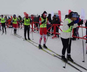 Yüksekova’da ‘Kayaklı Koşu Eleme Yarışması’ heyecanı