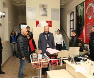 Mudanya’dan deprem bölgesine yardım