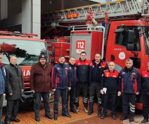 Sinop Belediyesi Kahramanmaraş’a itfaiye ekibi sevk etti