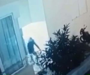 Gazipaşa’da apartmana giren hırsızlar bisiklet çaldı