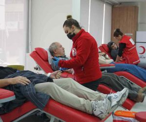 Edirne’de Kan Bağış Merkezi hafta sonu 11.00-18.00 saatleri arasında açık olacak