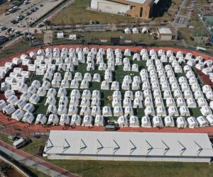 Gaziantep’te 80 bin vatandaşın geçici barınması için 11 noktada 17 bin 27 çadır kuruldu