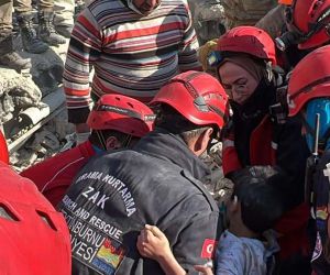 Gaziantep’te 9 yaşındaki Semih depremin 156. saatinde sağ olarak kurtarıldı