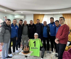 Fernando Muslera’dan Eren’e geçmiş olsun forması