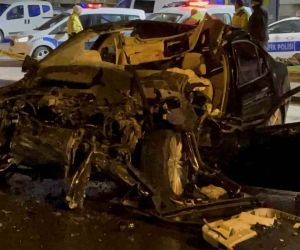 Ankara’da sulama tankerine çarpan otomobilin sürücüsü olay yerinde hayatını kaybetti