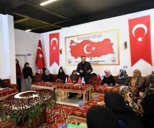 Pursaklar Belediye Başkanı Ertuğrul Çetin’den depremzedelere dua