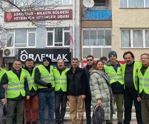 Veteriner hekimler deprem bölgesini yalnız bırakmadı