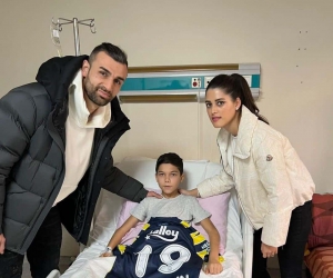 Serdar Dursun, depremzede Ömer’i ziyaret etti