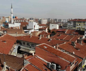 Eskişehirli esnafların bazıları depremzedelere evini açtı, bazıları kirada indirim yaptı