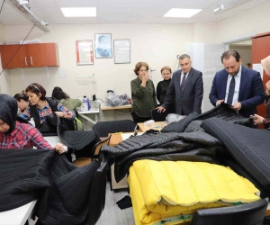 Olgunlaşma Enstitüsü deprem bölgesine uyku tulumu üretiyor