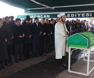 Gazeteci Kazım Erdem Özsoy son yolculuğuna uğurlandı
