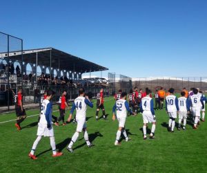 Arguvan Belediyespor hazırlık maçında Fırat Üniversitesi ile karşılaştı