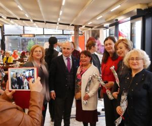 Başkan Dr. Akgün tüm mesaisini kadınlara ayırdı