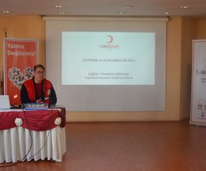 Türk Kızılayı’ndan Diyanet Vakfı gönüllülerine “Acil Durum” eğitimi