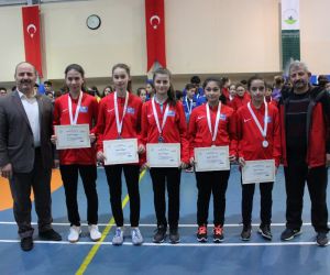 Osmangazi’de badminton heyecanı