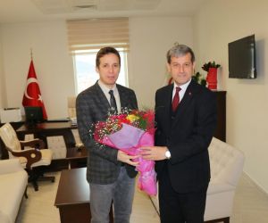 Başkan Özkan, sağlık çalışanlarının bayramını kutladı