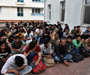 Tosya’da göçmen kaçakçılarına ceza yağdı