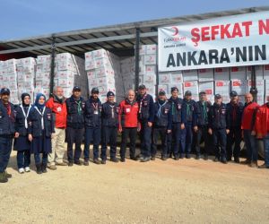 Kağıtsporlu izci liderlerinden Afrin’e yardım eli