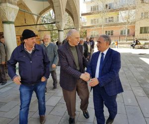 Başkan Özkan’dan Yaşlılara ve Down Sendromlulara Ziyaret