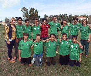 Foça’da okulları futbol turnuvası başladı