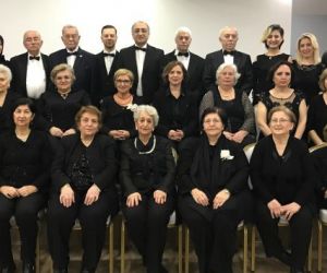 Huzurevi korosundan Türk Sanat Müziği konseri