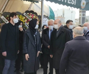 AK Partili Çiğdem Karaaslan’ın annesi son yolculuğuna uğurlandı