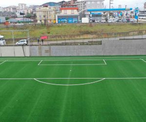 Darıca Nene Hatun Stadı’ndaki batı sahasının çimleri serildi