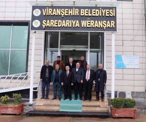 Akyürek’ten Viranşehir Belediyesine ziyaret