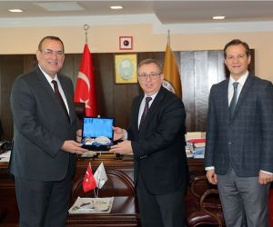 Bulgaristan eski Çevre Bakanı Çakırov’dan Rektör Tabakoğlu ile görüştü