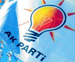 İYİ Parti lideri Akşener'in 6'lı Masayı devirmesine AK Parti'den ilk yorum